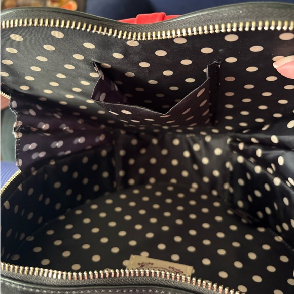 Heart-Shaped Black Polka Dot Retro bag with Red Bow - Picture 3 of 10